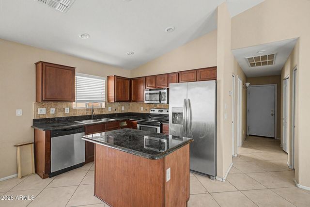 3948 E MINE SHAFT Road, San Tan Valley, AZ 85143