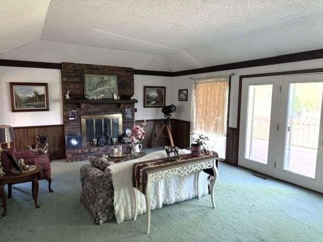 811 Barron Road, Raymore, MO 64083
