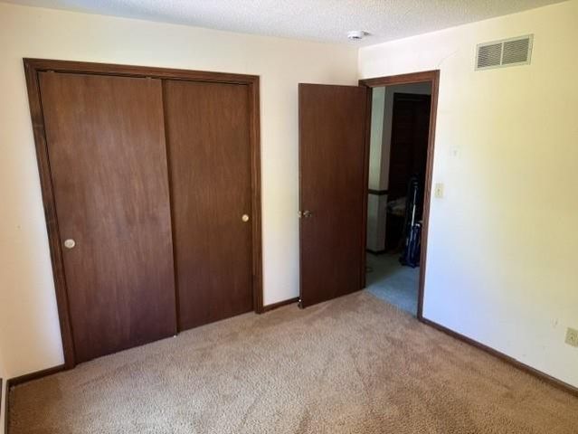 811 Barron Road, Raymore, MO 64083