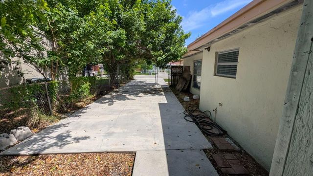 1448 NE 27TH Court, Pompano Beach, FL 33064