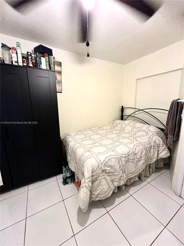 4290 NW 49th Ter, Lauderdale Lakes, FL 33319