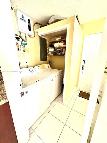 4290 NW 49th Ter, Lauderdale Lakes, FL 33319