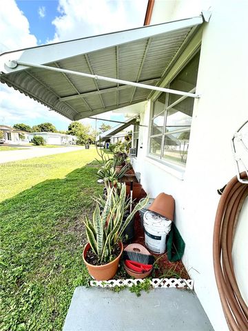 4290 NW 49th Ter, Lauderdale Lakes, FL 33319
