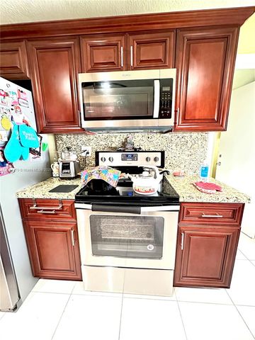 4290 NW 49th Ter, Lauderdale Lakes, FL 33319