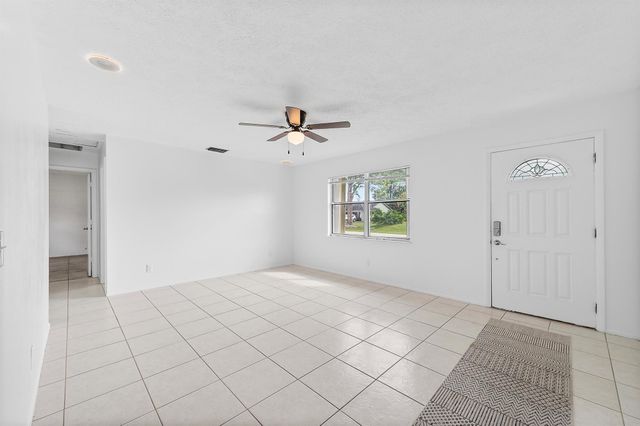 1642 SW Import Drive, Port St Lucie, FL 34953