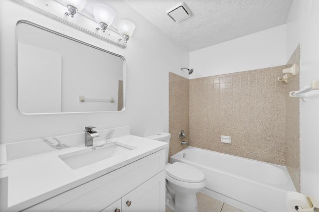 1642 SW Import Drive, Port St Lucie, FL 34953