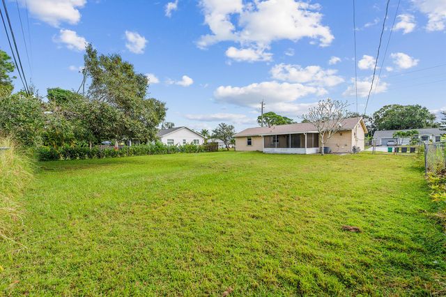 1642 SW Import Drive, Port St Lucie, FL 34953