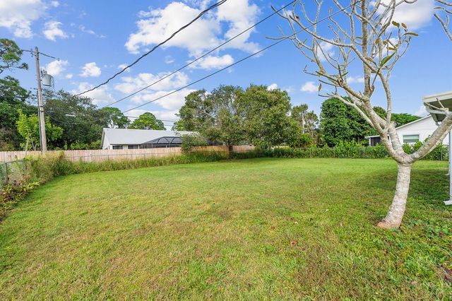 1642 SW Import Drive, Port St Lucie, FL 34953