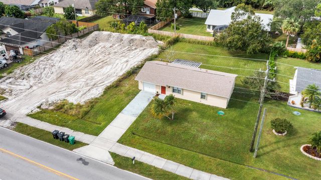 1642 SW Import Drive, Port St Lucie, FL 34953