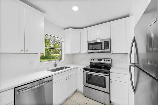 1642 SW Import Drive, Port St Lucie, FL 34953