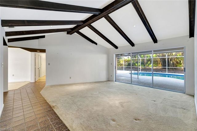 307 Country Club DR, Naples, FL 34110