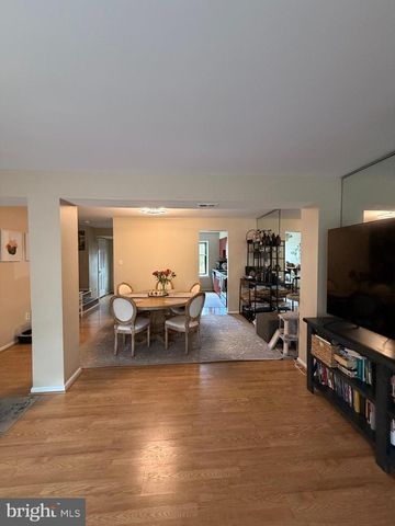 572 ATWOOD CT, Newtown, PA 18940