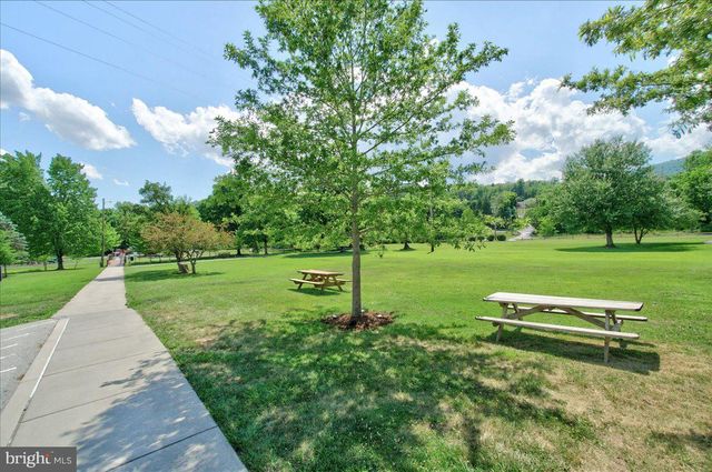 10 NORTHERN PIKE, Fairfield, PA 17320