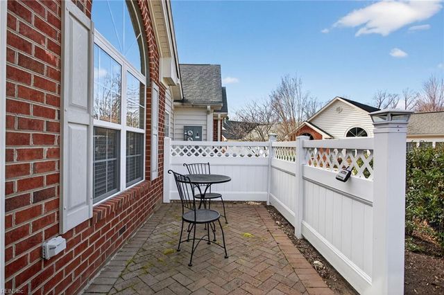 4330 Creek View E, Williamsburg, VA 23188