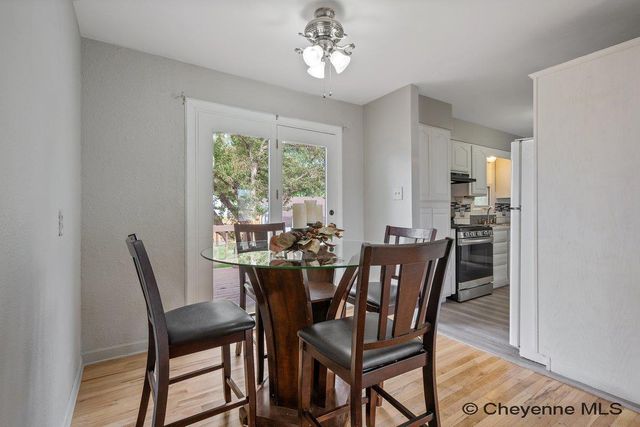 1025 MONROE AVE, Cheyenne, WY 82001
