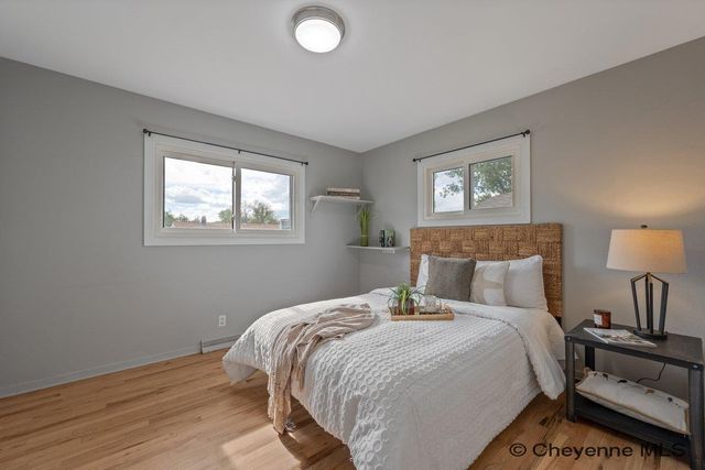 1025 MONROE AVE, Cheyenne, WY 82001