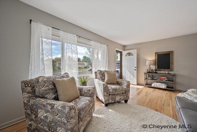 1025 MONROE AVE, Cheyenne, WY 82001