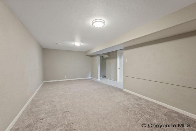 1025 MONROE AVE, Cheyenne, WY 82001