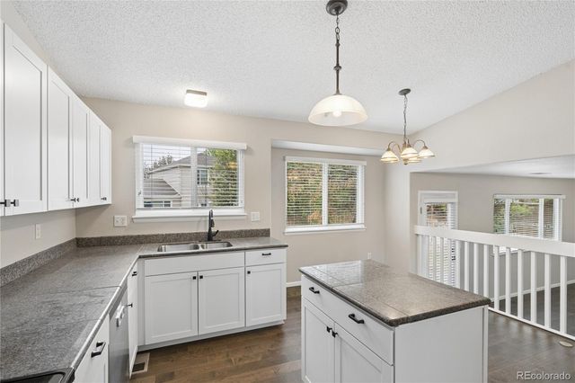 10606 Hyacinth Court, Highlands Ranch, CO 80129