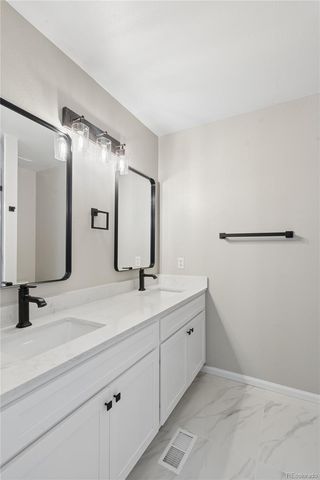 10606 Hyacinth Court, Highlands Ranch, CO 80129