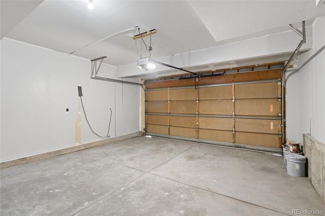 10606 Hyacinth Court, Highlands Ranch, CO 80129