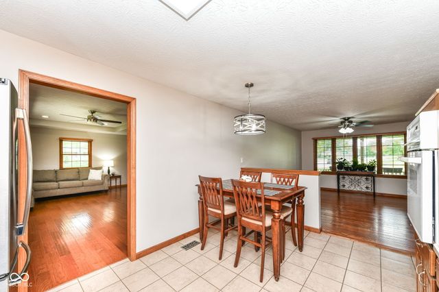 340 N Meridian Road, Greenfield, IN 46140