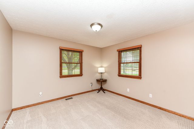 340 N Meridian Road, Greenfield, IN 46140