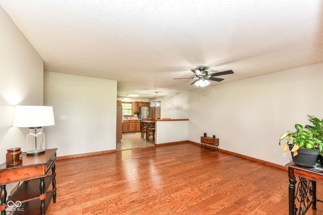 340 N Meridian Road, Greenfield, IN 46140