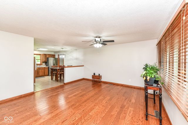 340 N Meridian Road, Greenfield, IN 46140
