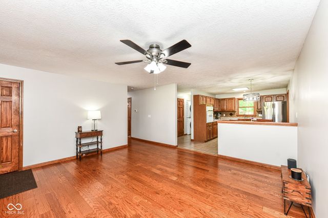 340 N Meridian Road, Greenfield, IN 46140