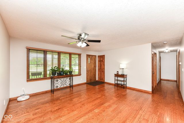 340 N Meridian Road, Greenfield, IN 46140