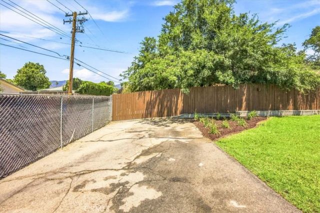 1317 5th, Upland, CA 91786