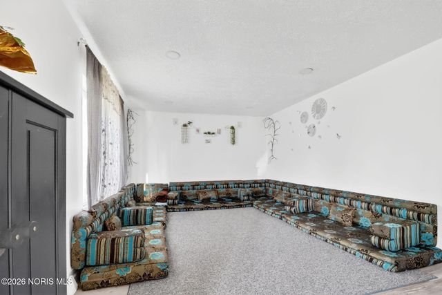 148 Curwood Road, Holland, OH 43528