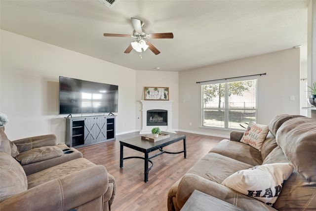 1619 Woodlawn Avenue, Royse City, TX 75189