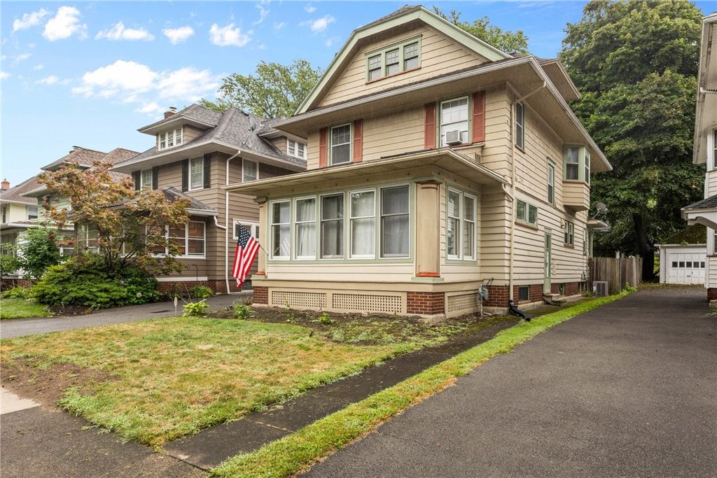 47 Laurelton Road, Rochester, NY 14609