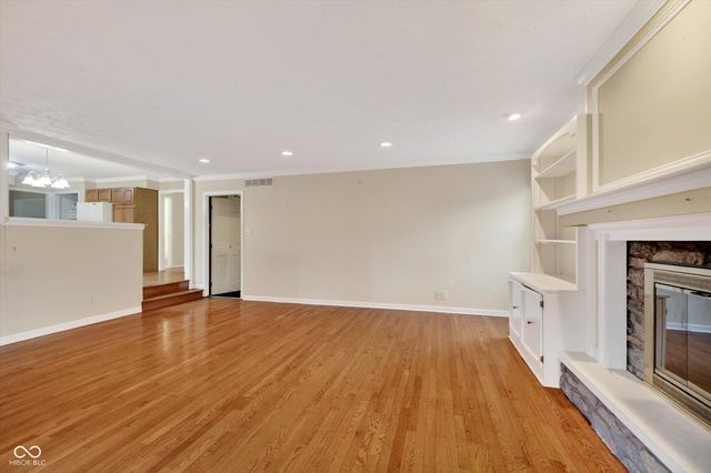 12406 Lancelot Lane, Carmel, IN 46033