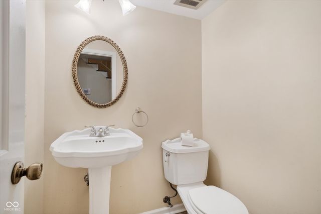 12406 Lancelot Lane, Carmel, IN 46033