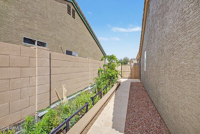 3473 N Excalibur Lane, Casa Grande, AZ 85122