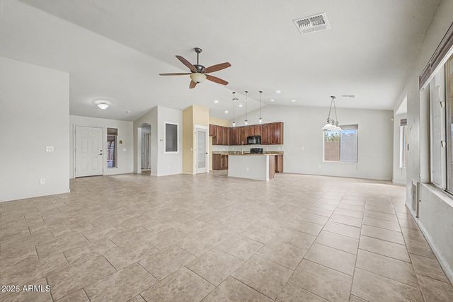 3473 N Excalibur Lane, Casa Grande, AZ 85122