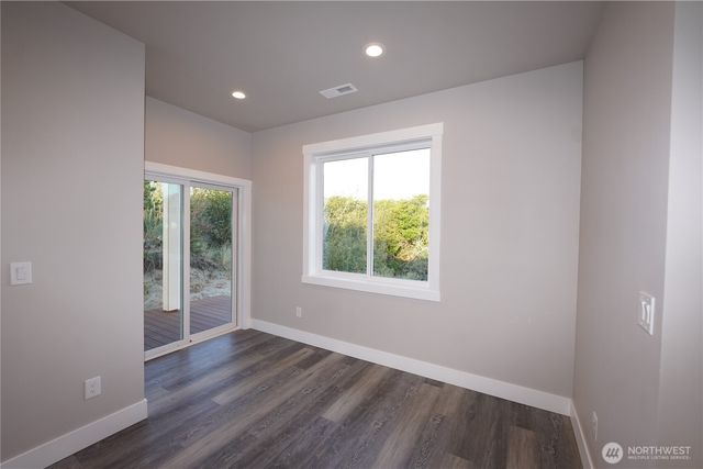 30410 H Street, Ocean Park, WA 98640