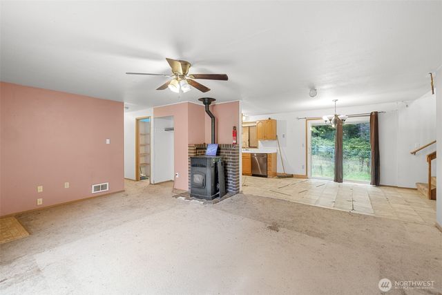 8188 Graystone Way NW, Silverdale, WA 98383