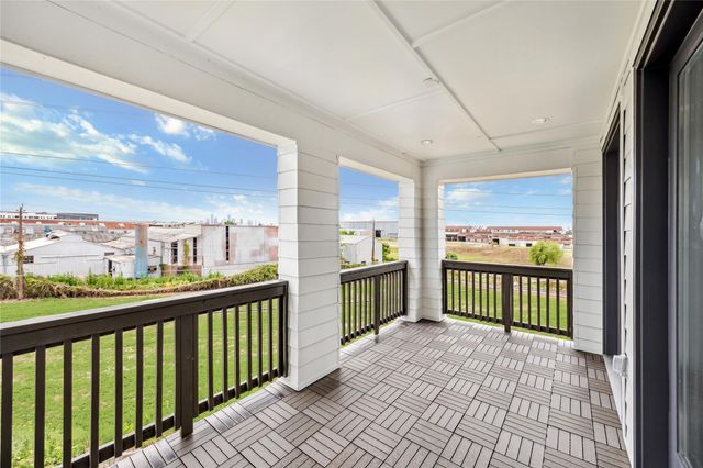 1008 Golden Nectar, Houston, TX 77008