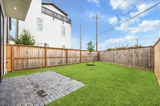 1008 Golden Nectar, Houston, TX 77008