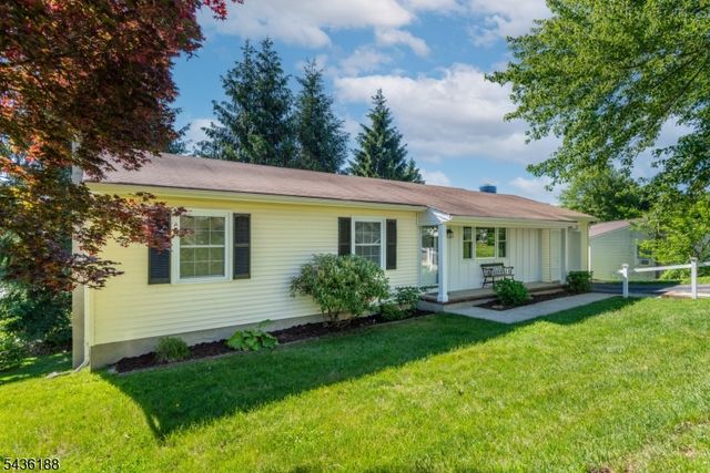 114 Mountain Rd, Rockaway Twp., NJ 07866