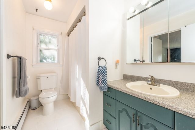 114 Mountain Rd, Rockaway Twp., NJ 07866