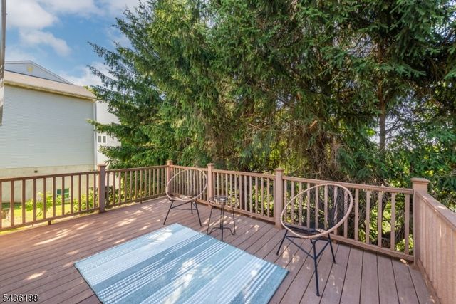 114 Mountain Rd, Rockaway Twp., NJ 07866