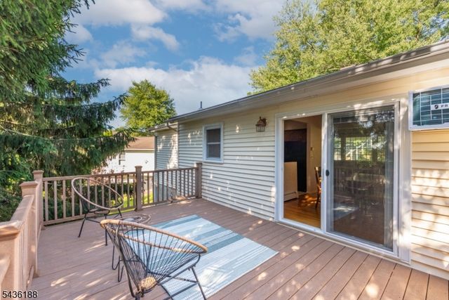 114 Mountain Rd, Rockaway Twp., NJ 07866