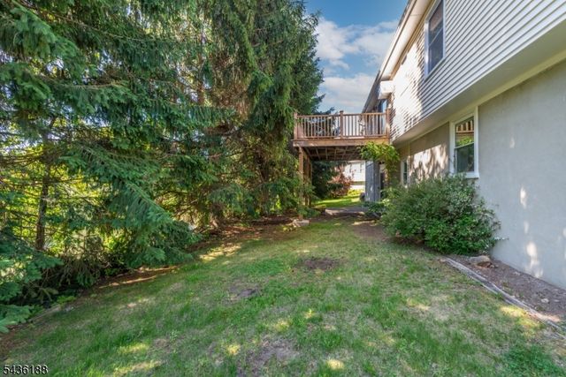 114 Mountain Rd, Rockaway Twp., NJ 07866