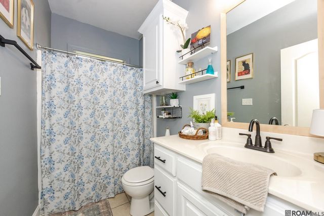 31019 Lake Spring Dr, Walker, LA 70785