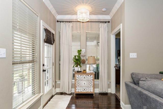 31019 Lake Spring Dr, Walker, LA 70785